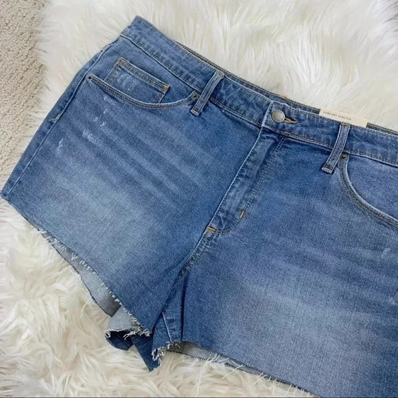 NWT High Rise Shortie Shorts - Picture 4 of 12